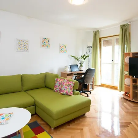 アパート Apartman Niko