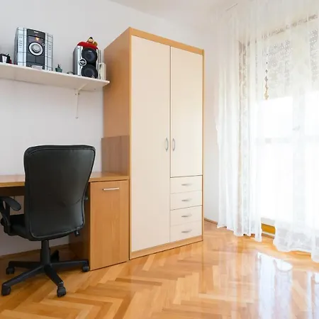 アパート Apartman Niko